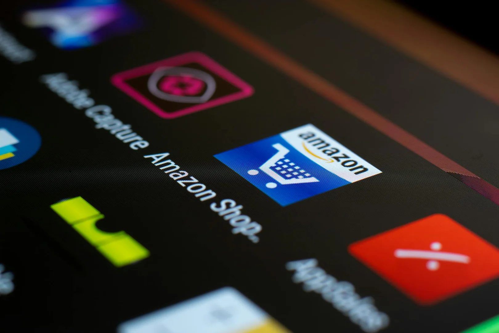 Amazon Bedrock integriert Zahlungen via Coinbase und Stripe