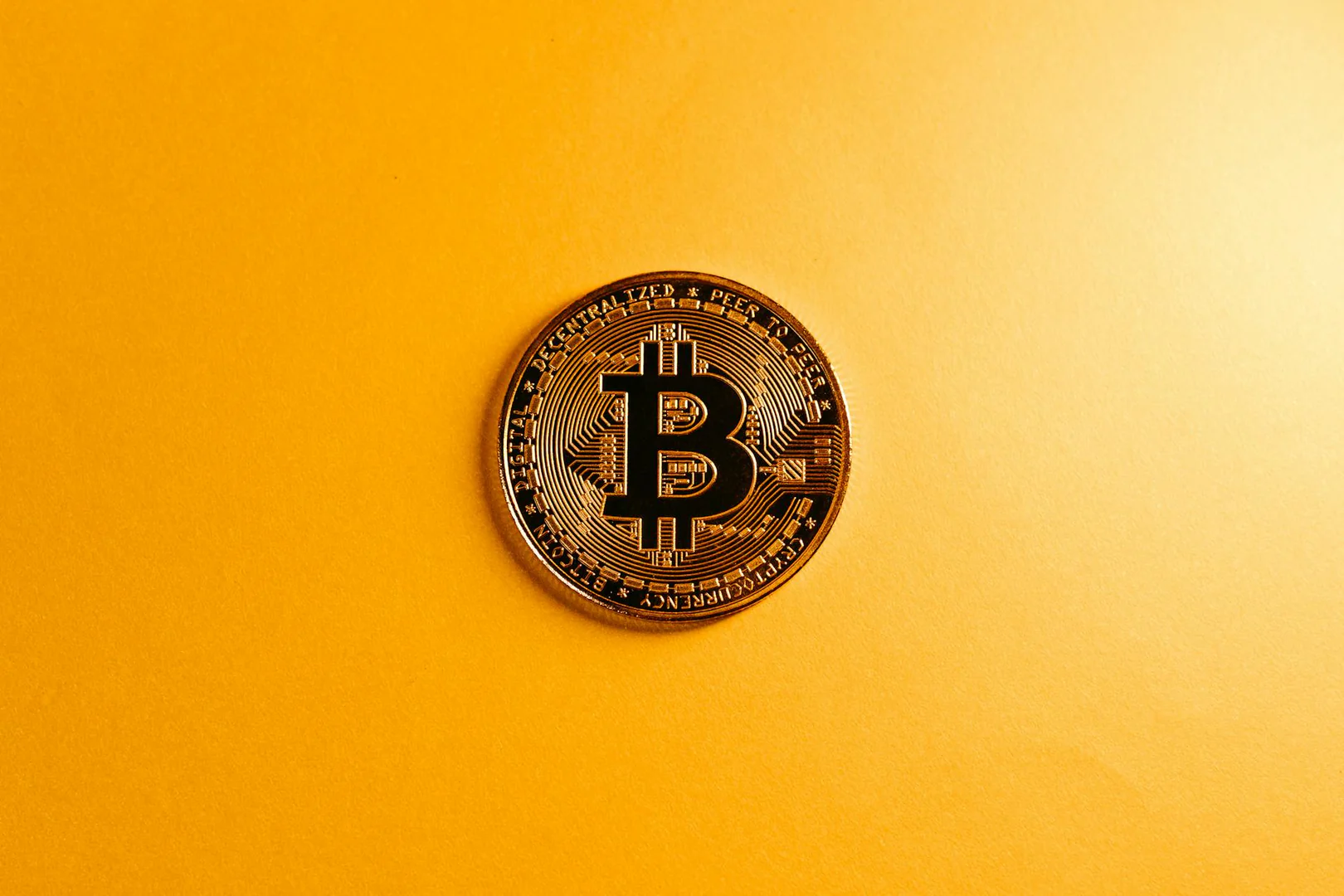 Bitcoin auf $78.000: Chancen und Risiken für Schweizer Finanzinstitutionen