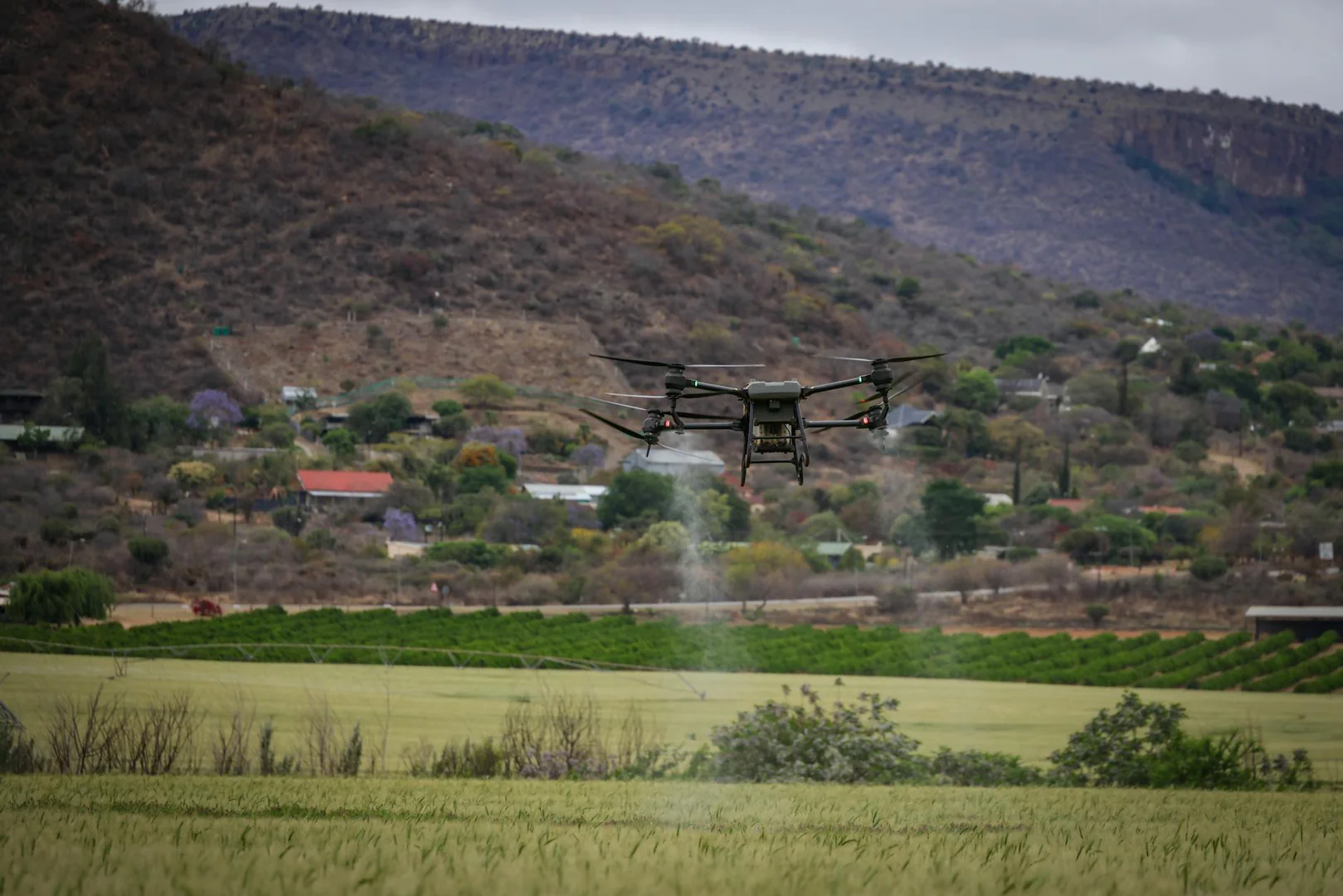 Drones get smarter for large farm holdings