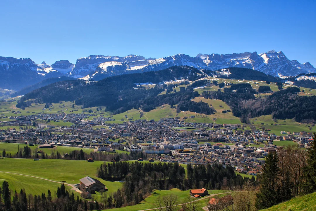 Vaudoise eröffnet sanierten Hauptsitz in Lausanne