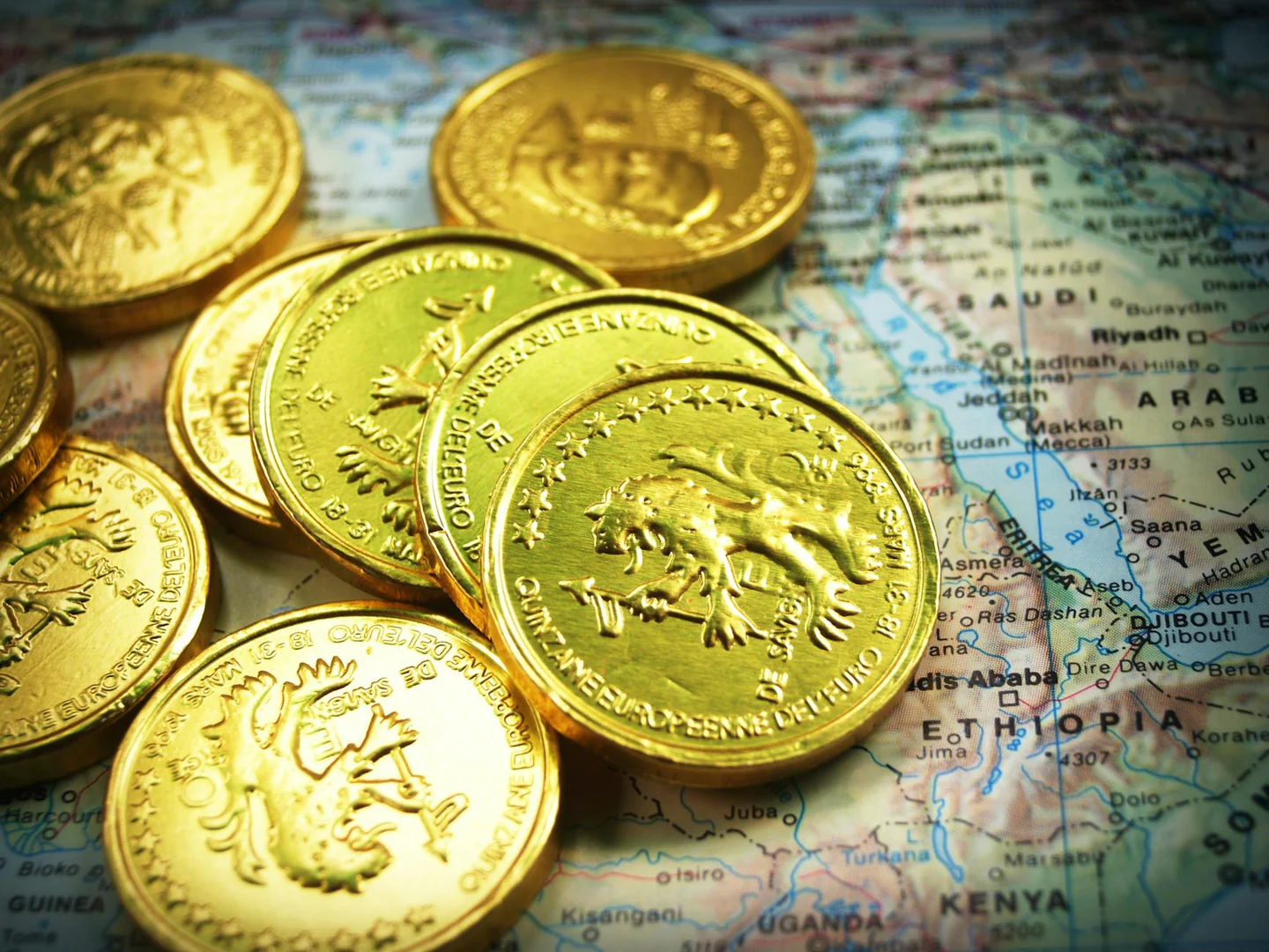 Goldpreis: Geopolitik treibt, höheres Zinsniveau dämpft